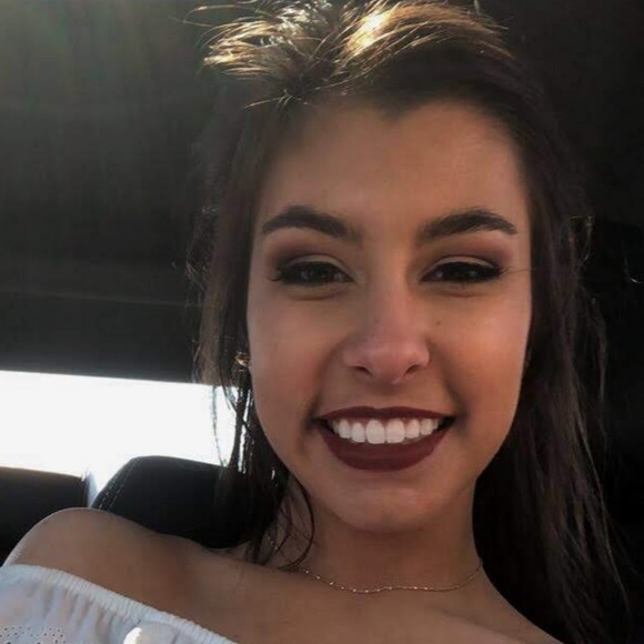 Meet your Posher, Anna - Picture 1 of 1